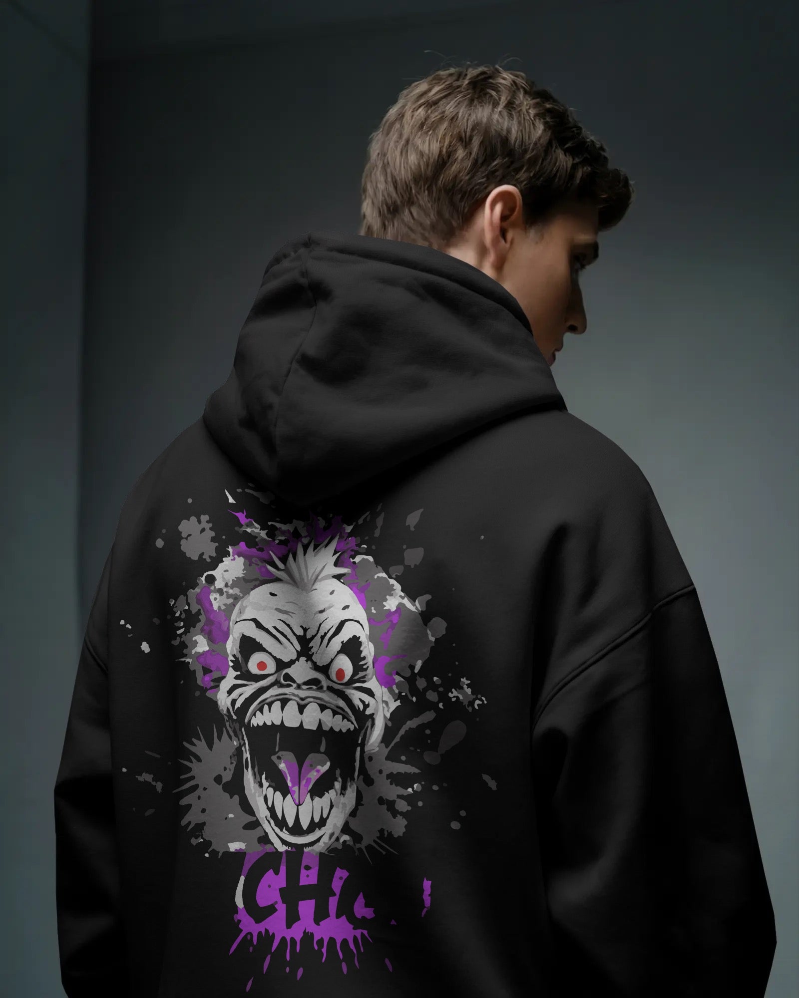 Psycho!! Hoodie – Horror Punk Streetwear with Splatter Skull Art Oversized Hoodie